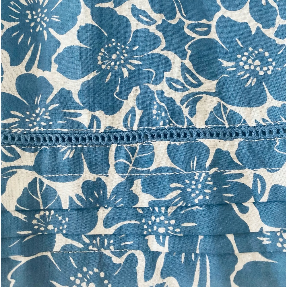 Bob Timberlake Women’s Blouse Large Floral Blue 100% Cotton Pleated Lightweight - Picture 5 of 7